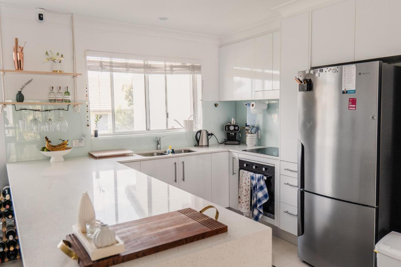 Apartment Heart Of Burleigh - Perfect Location With Pools